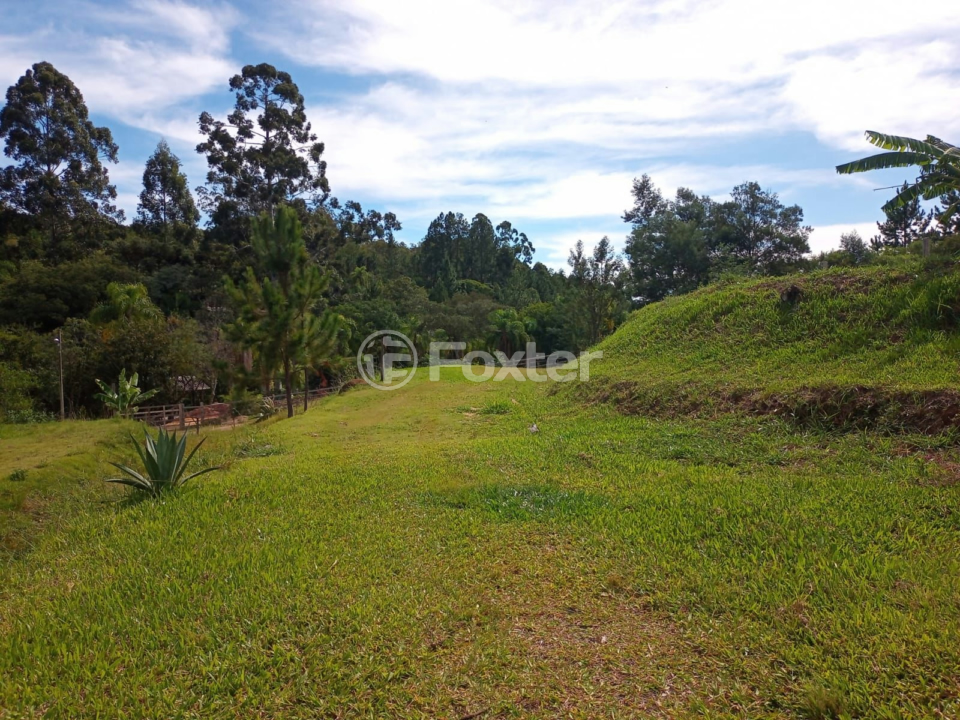 Fazenda à venda com 5 quartos, 230m² - Foto 44
