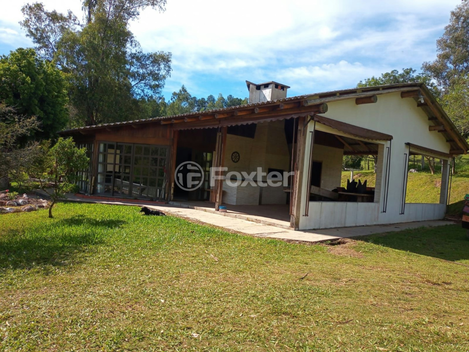 Fazenda à venda com 5 quartos, 230m² - Foto 42