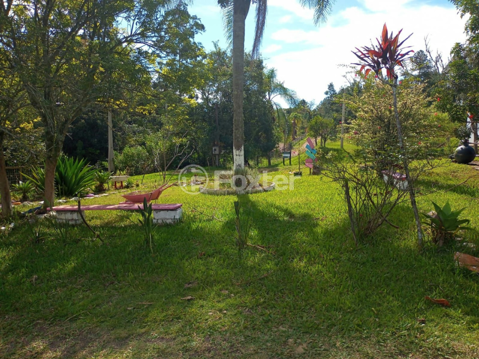 Fazenda à venda com 5 quartos, 230m² - Foto 34
