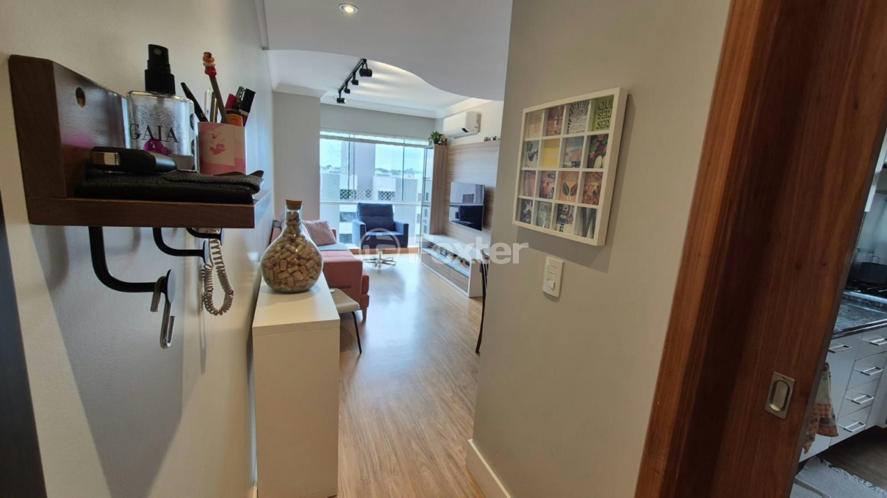 Apartamento à venda com 2 quartos, 56m² - Foto 3
