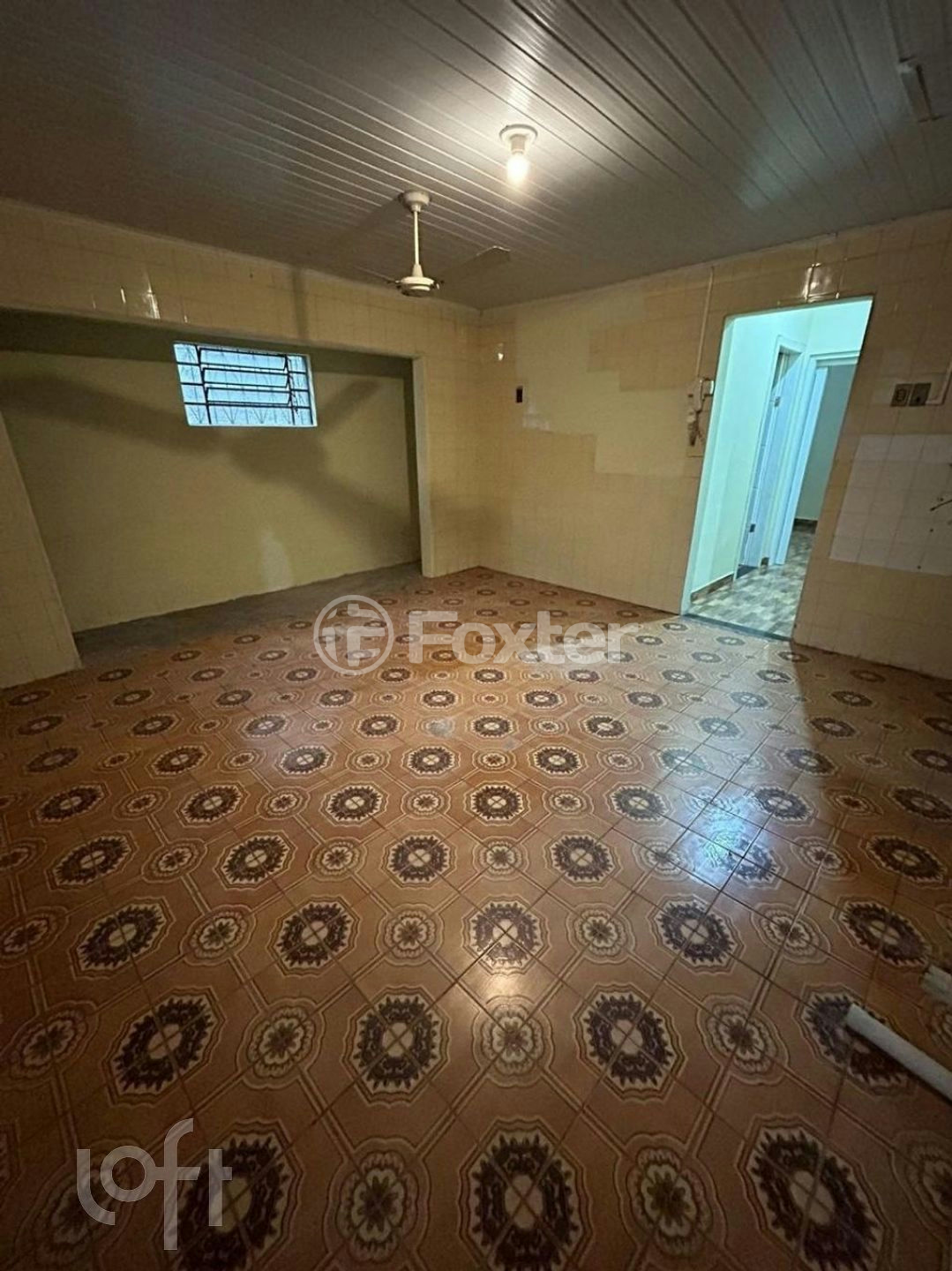 Casa à venda com 4 quartos, 140m² - Foto 1