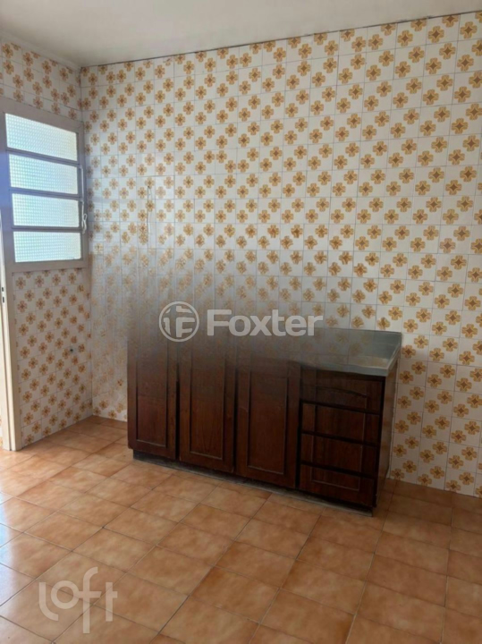 Apartamento à venda com 3 quartos, 107m² - Foto 11