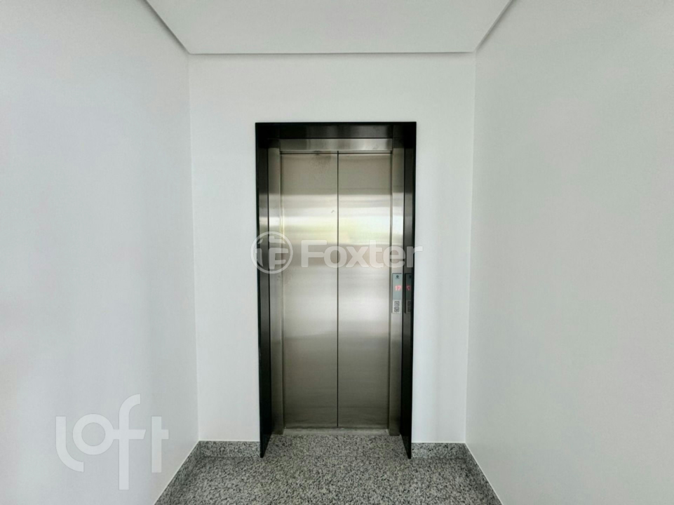 Apartamento à venda com 3 quartos, 357m² - Foto 3