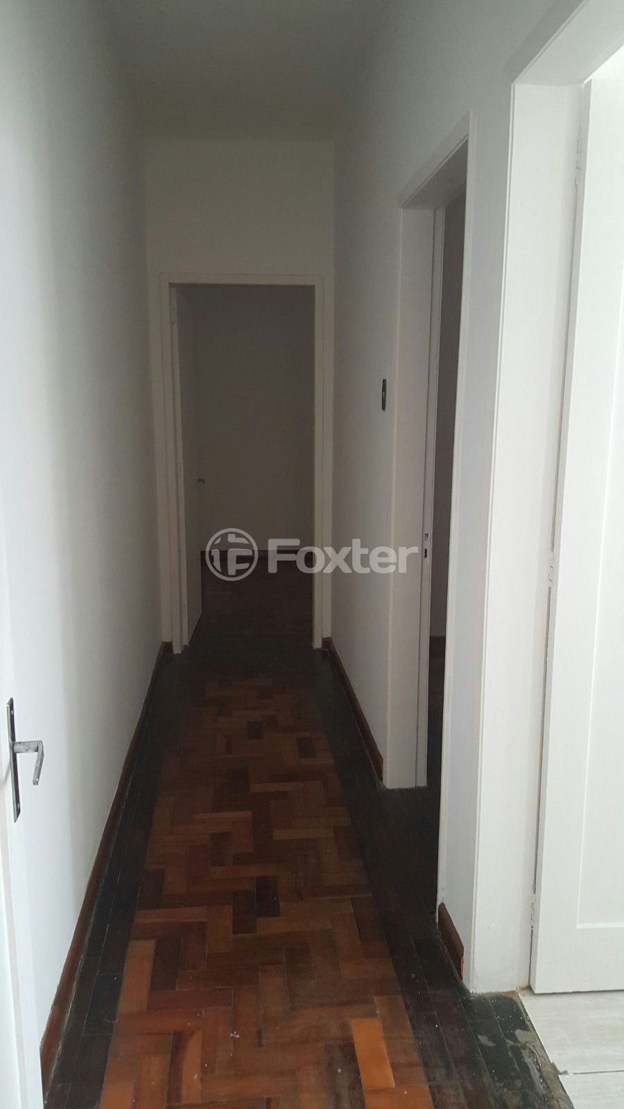 Apartamento à venda com 2 quartos, 67m² - Foto 4