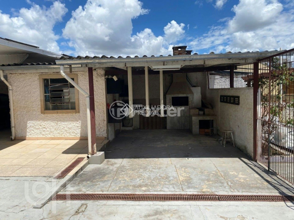Casa à venda com 2 quartos, 45m² - Foto 15