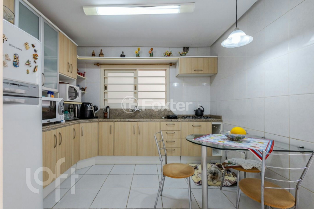Casa à venda com 5 quartos, 261m² - Foto 3