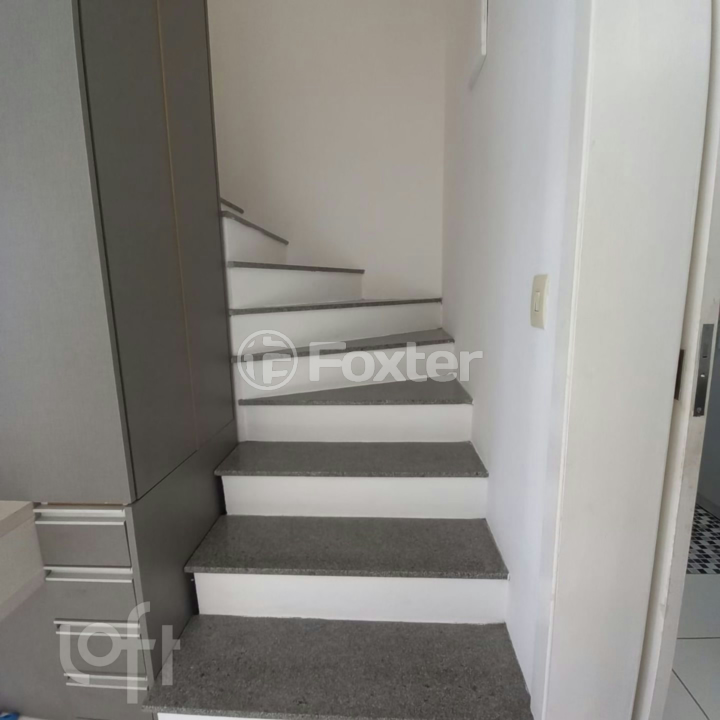 Casa à venda com 3 quartos, 79m² - Foto 8