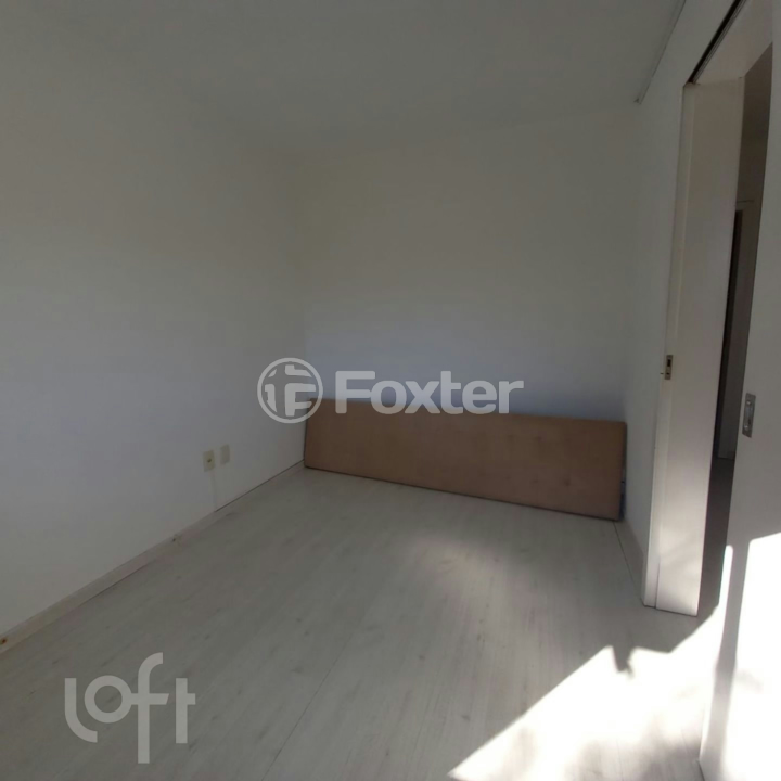 Casa à venda com 3 quartos, 79m² - Foto 7