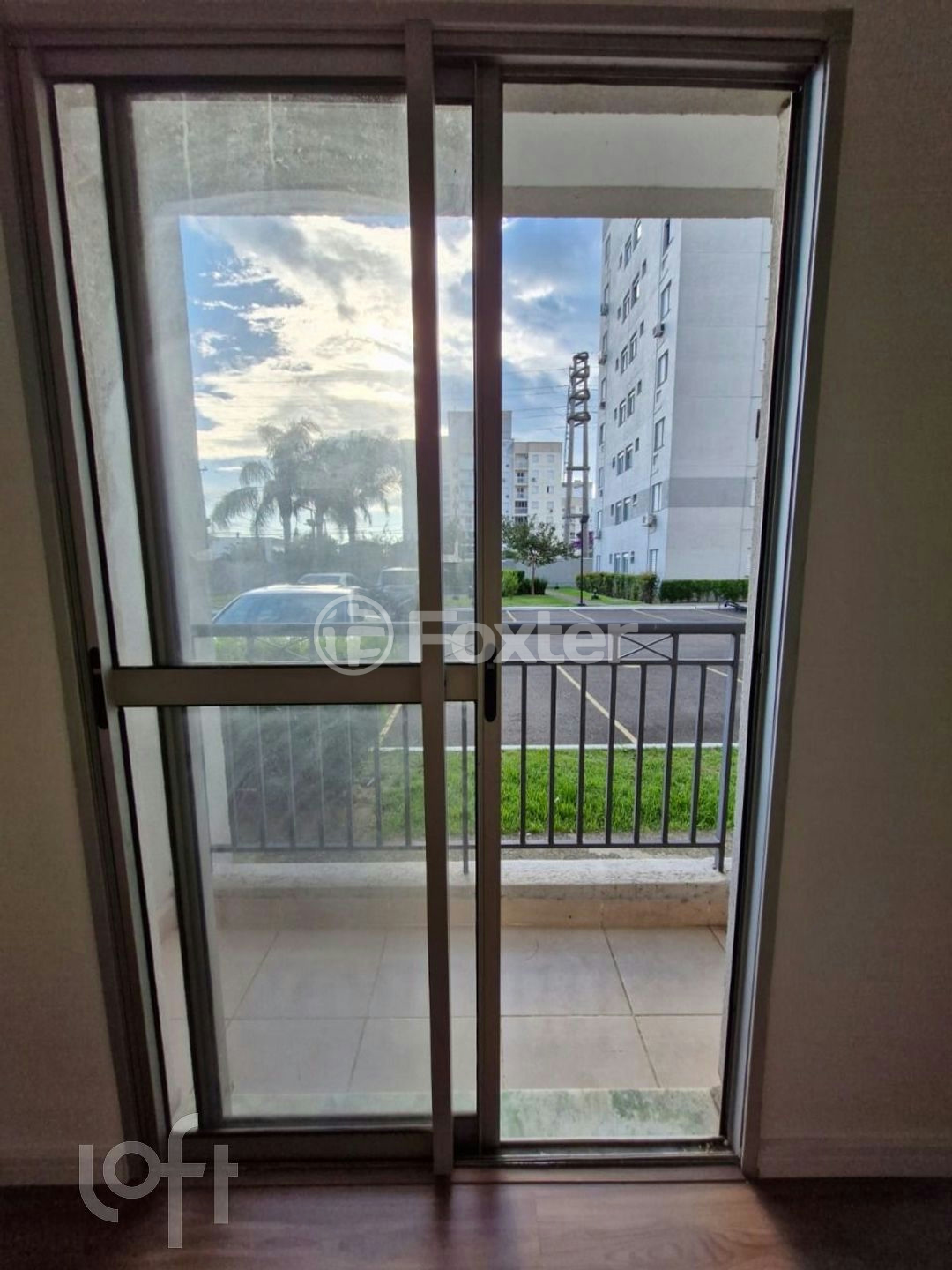 Apartamento à venda com 3 quartos, 65m² - Foto 2