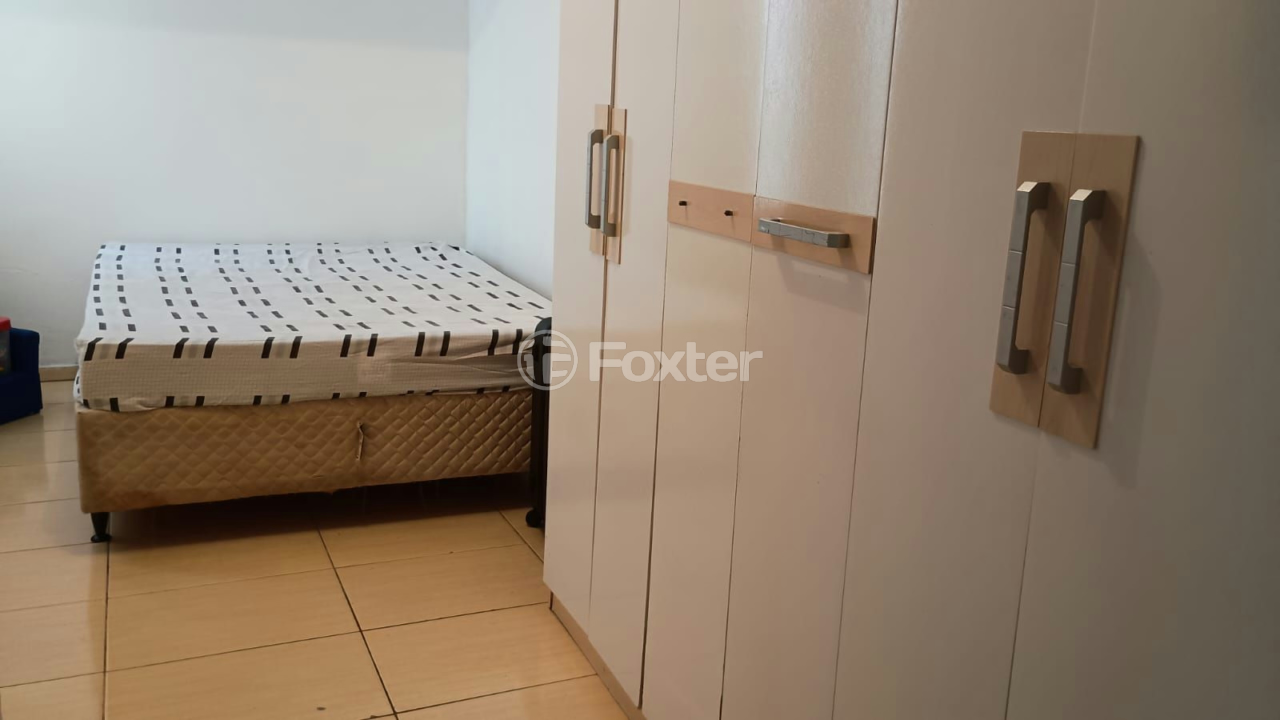 Casa à venda com 2 quartos, 66m² - Foto 10