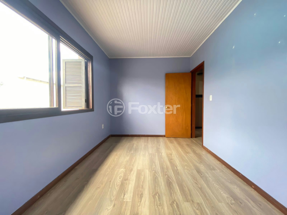 Casa à venda com 3 quartos, 193m² - Foto 2