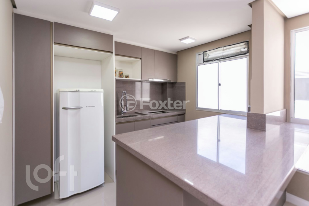 Apartamento à venda com 2 quartos, 41m² - Foto 7