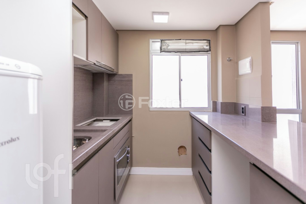 Apartamento à venda com 2 quartos, 41m² - Foto 8