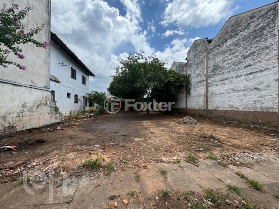 Casa à venda com 1 quarto, 660m² - Foto 3