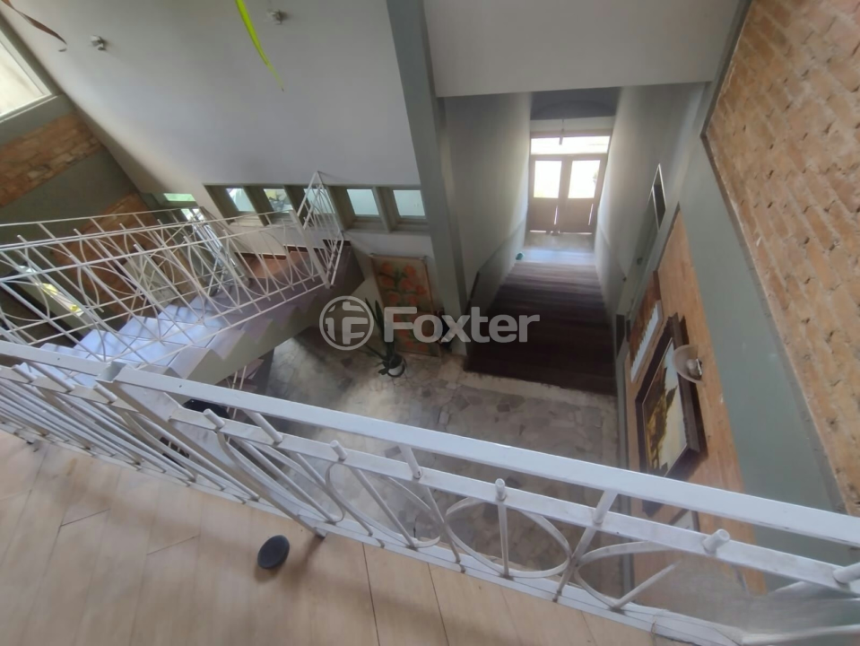 Casa de Condomínio à venda com 4 quartos, 450m² - Foto 3