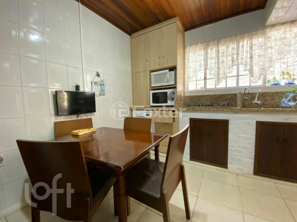 Casa à venda com 3 quartos, 223m² - Foto 7