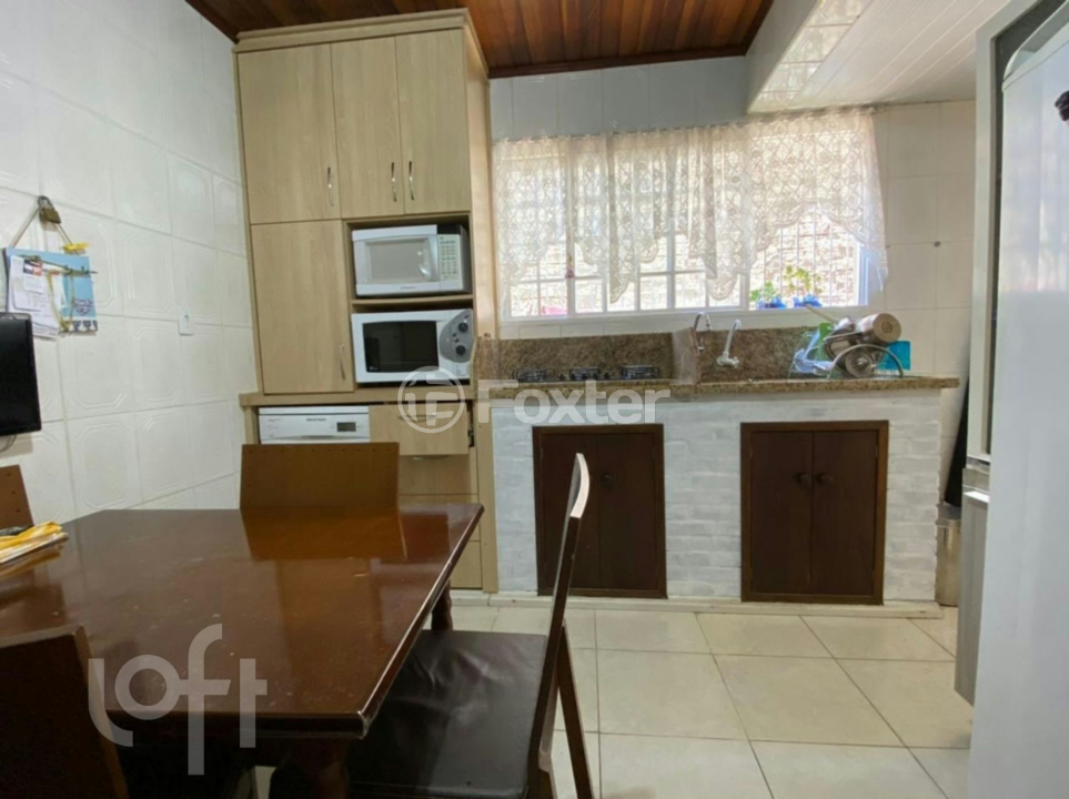 Casa à venda com 3 quartos, 223m² - Foto 9