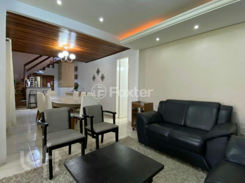 Casa à venda com 3 quartos, 223m² - Foto 2