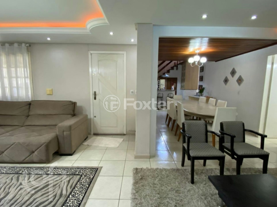 Casa à venda com 3 quartos, 223m² - Foto 4
