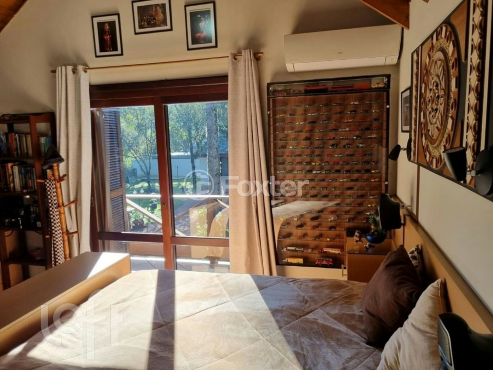 Casa à venda com 4 quartos, 260m² - Foto 29