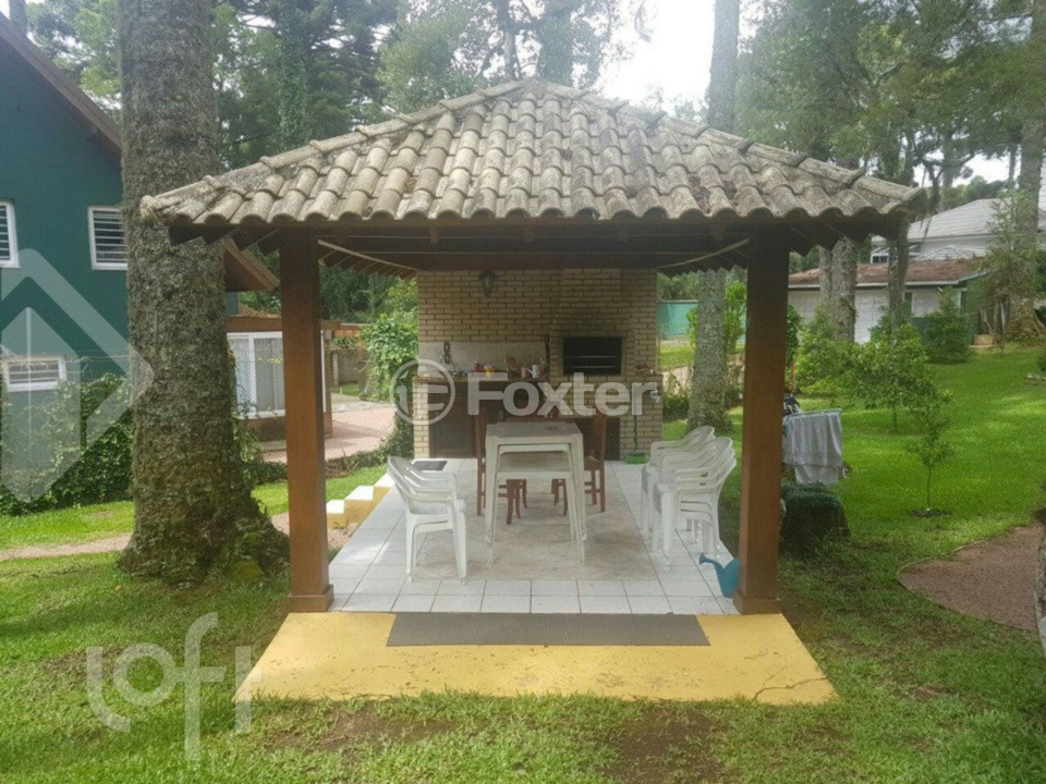 Casa à venda com 4 quartos, 260m² - Foto 35