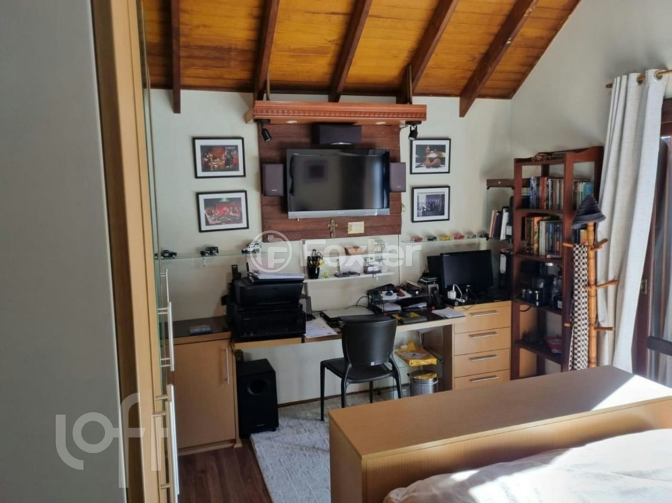 Casa à venda com 4 quartos, 260m² - Foto 15
