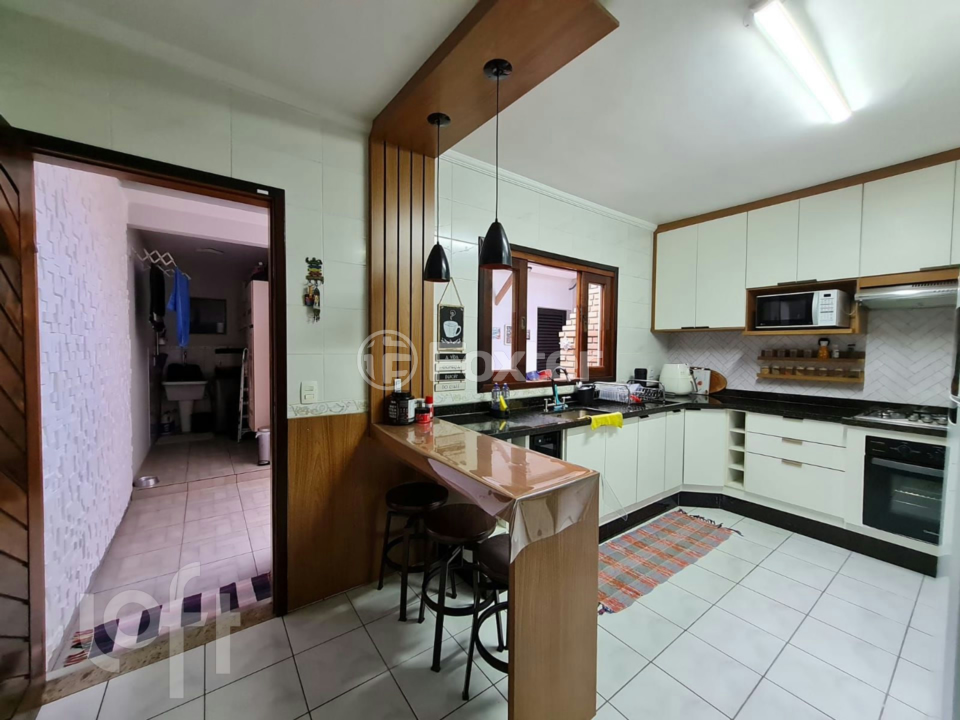 Casa à venda com 3 quartos, 192m² - Foto 7