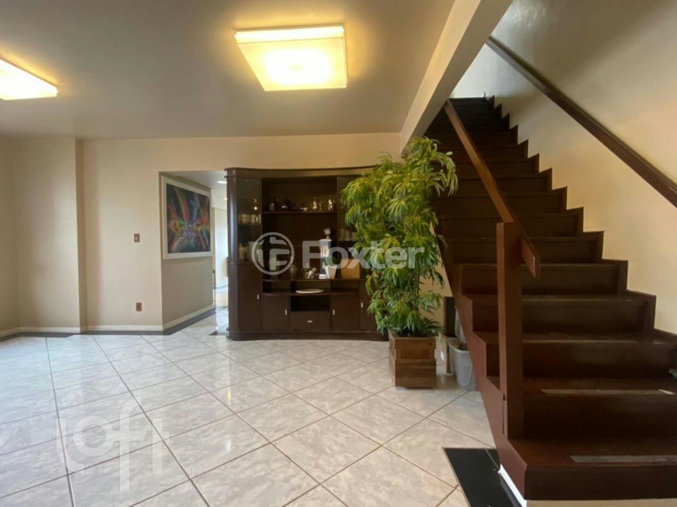 Cobertura à venda com 3 quartos, 246m² - Foto 2