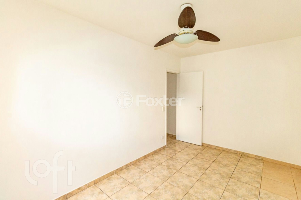 Apartamento à venda com 2 quartos, 70m² - Foto 15