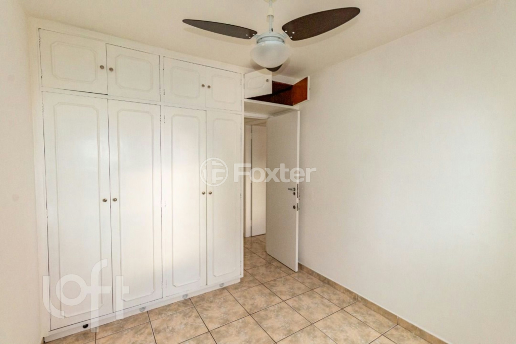 Apartamento à venda com 2 quartos, 70m² - Foto 11