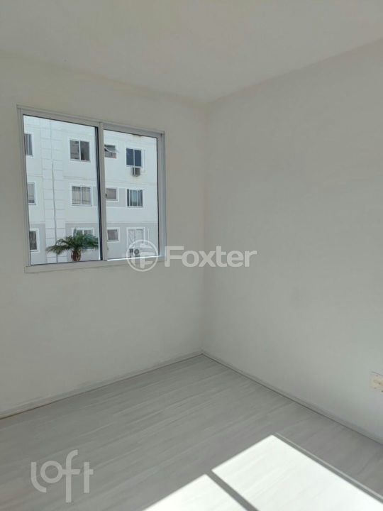 Apartamento à venda com 2 quartos, 41m² - Foto 4