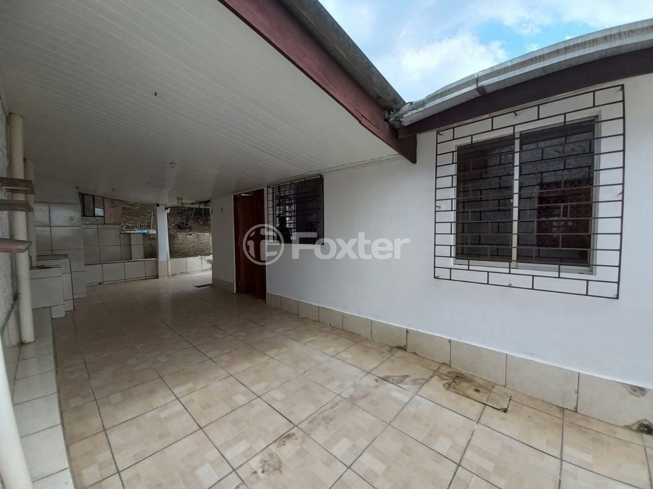 Casa à venda com 3 quartos, 200m² - Foto 3