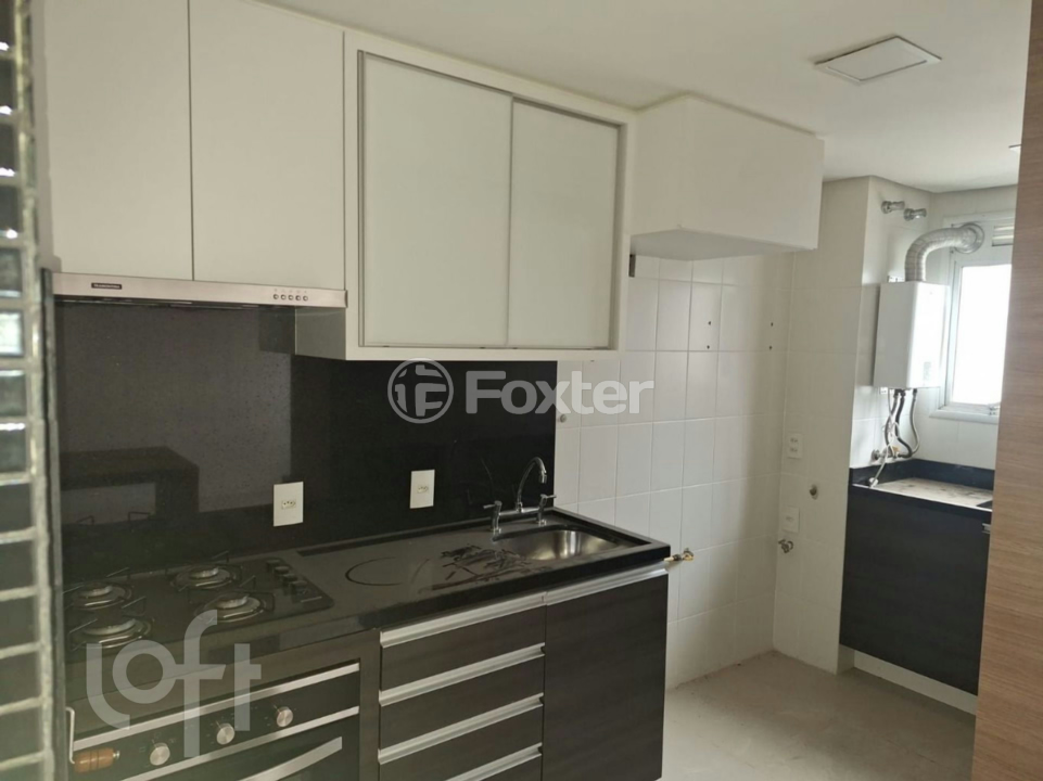 Apartamento à venda com 3 quartos, 79m² - Foto 4