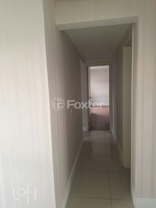 Apartamento à venda com 3 quartos, 79m² - Foto 7