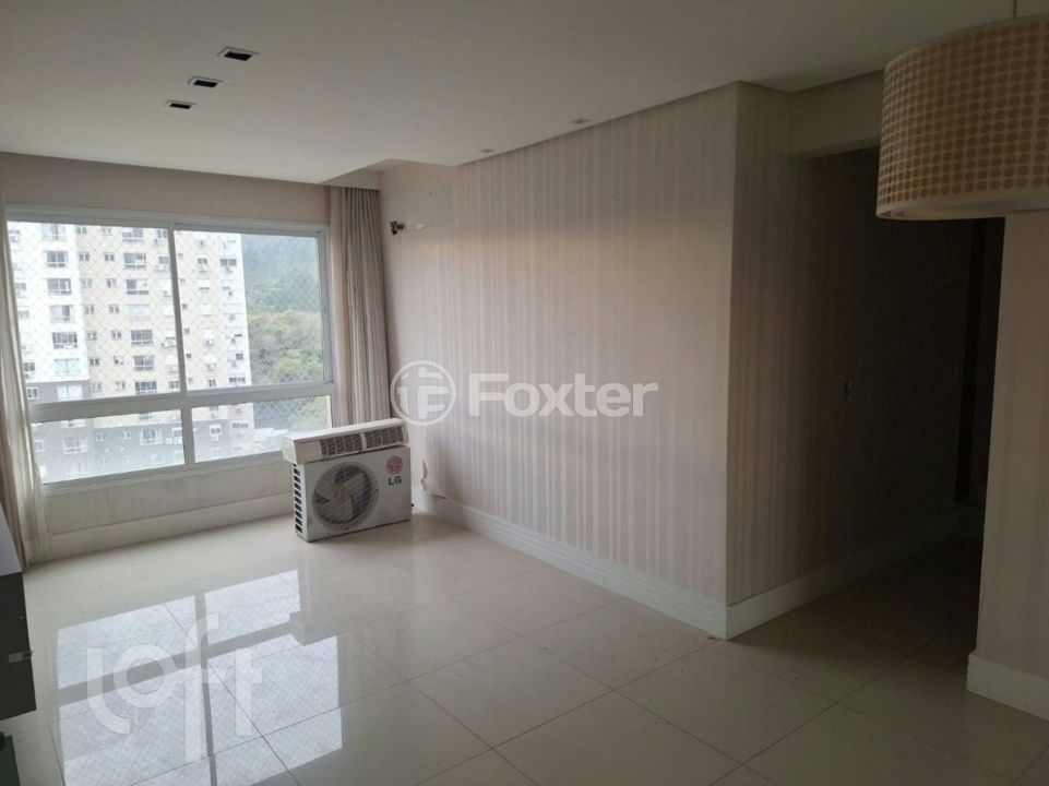 Apartamento à venda com 3 quartos, 79m² - Foto 1