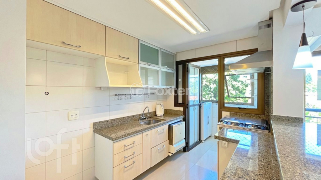 Apartamento à venda com 3 quartos, 94m² - Foto 15