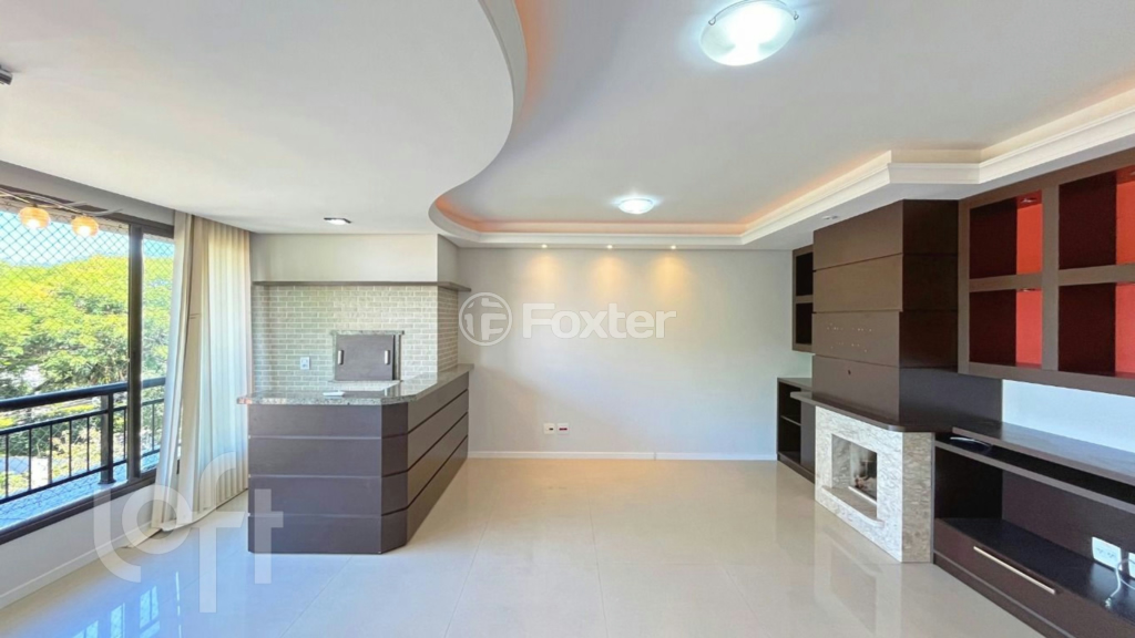 Apartamento à venda com 3 quartos, 94m² - Foto 8
