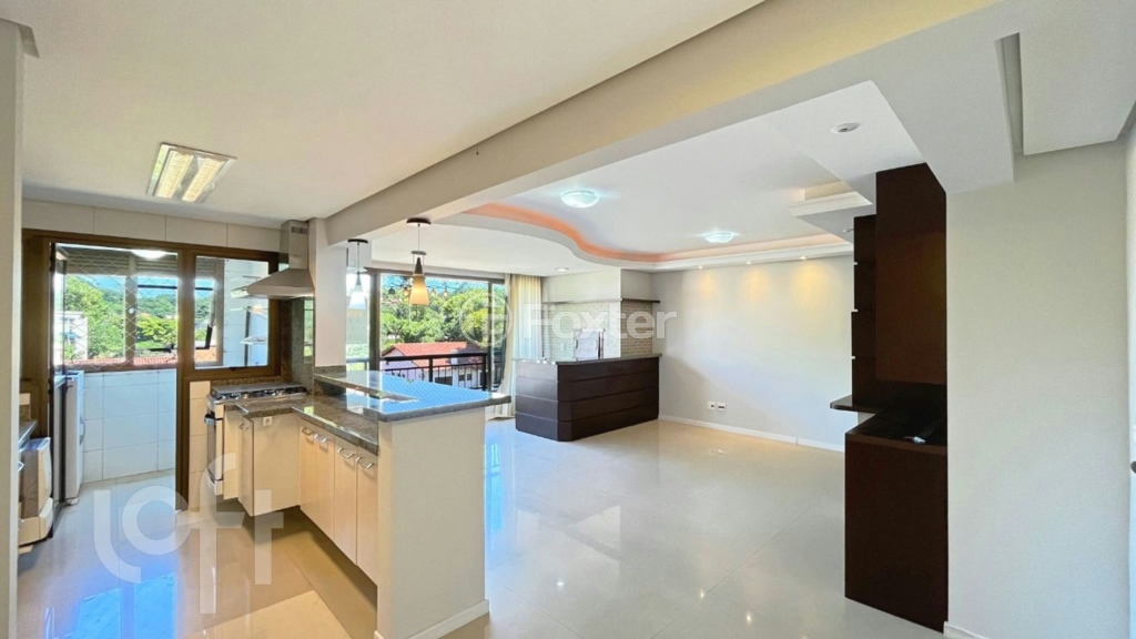 Apartamento à venda com 3 quartos, 94m² - Foto 9