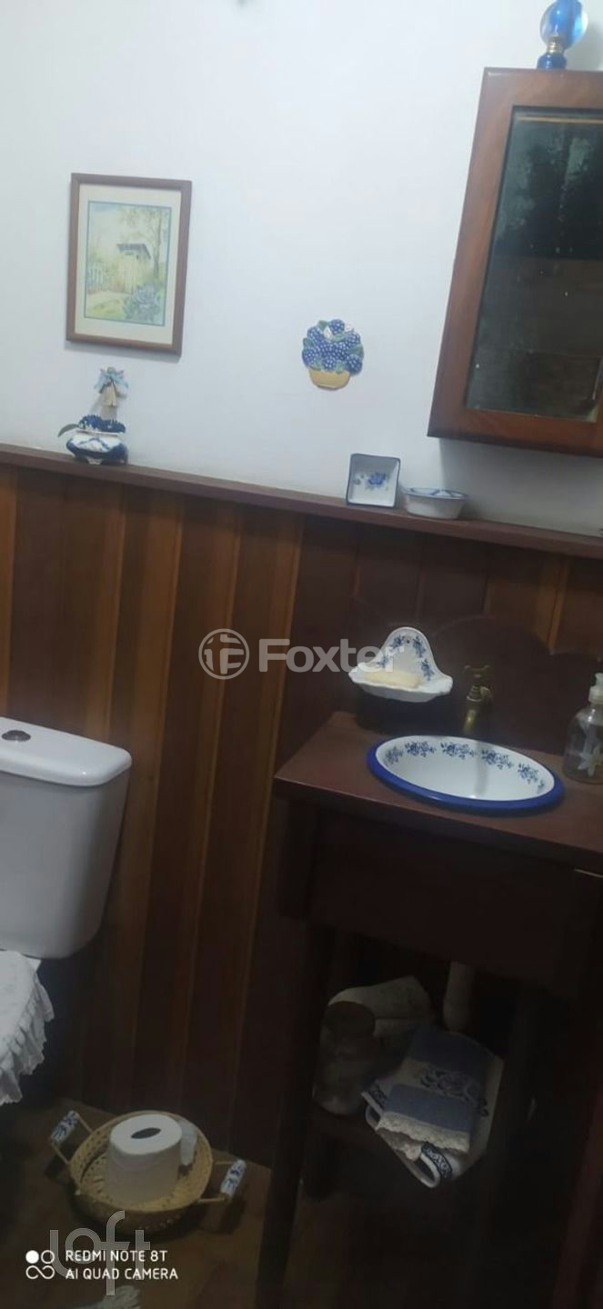 Casa à venda com 4 quartos, 256m² - Foto 2