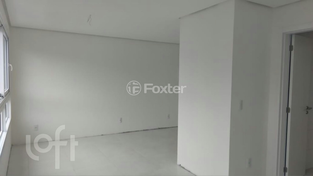 Kitnet e Studio à venda com 1 quarto, 32m² - Foto 4