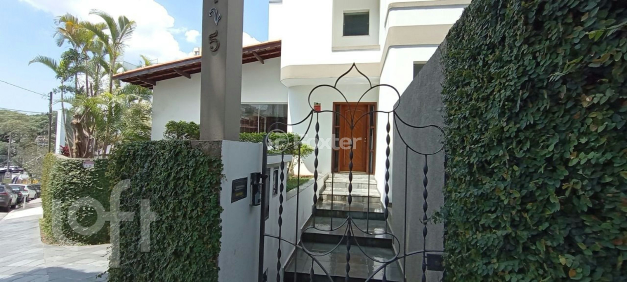 Casa à venda com 3 quartos, 303m² - Foto 4