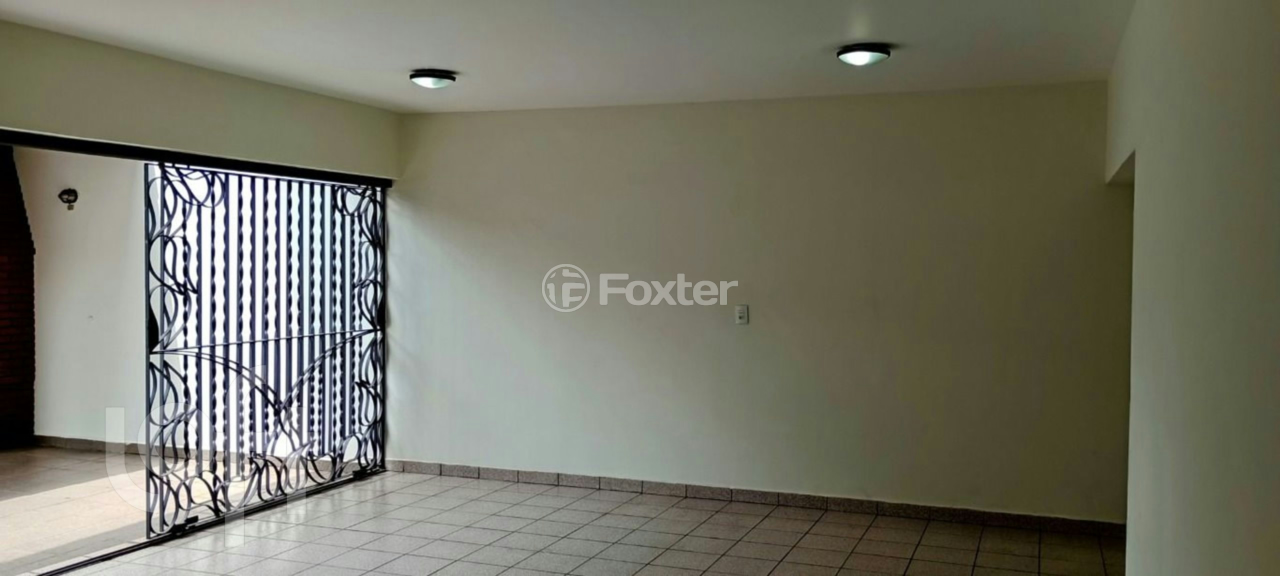Casa à venda com 3 quartos, 303m² - Foto 13