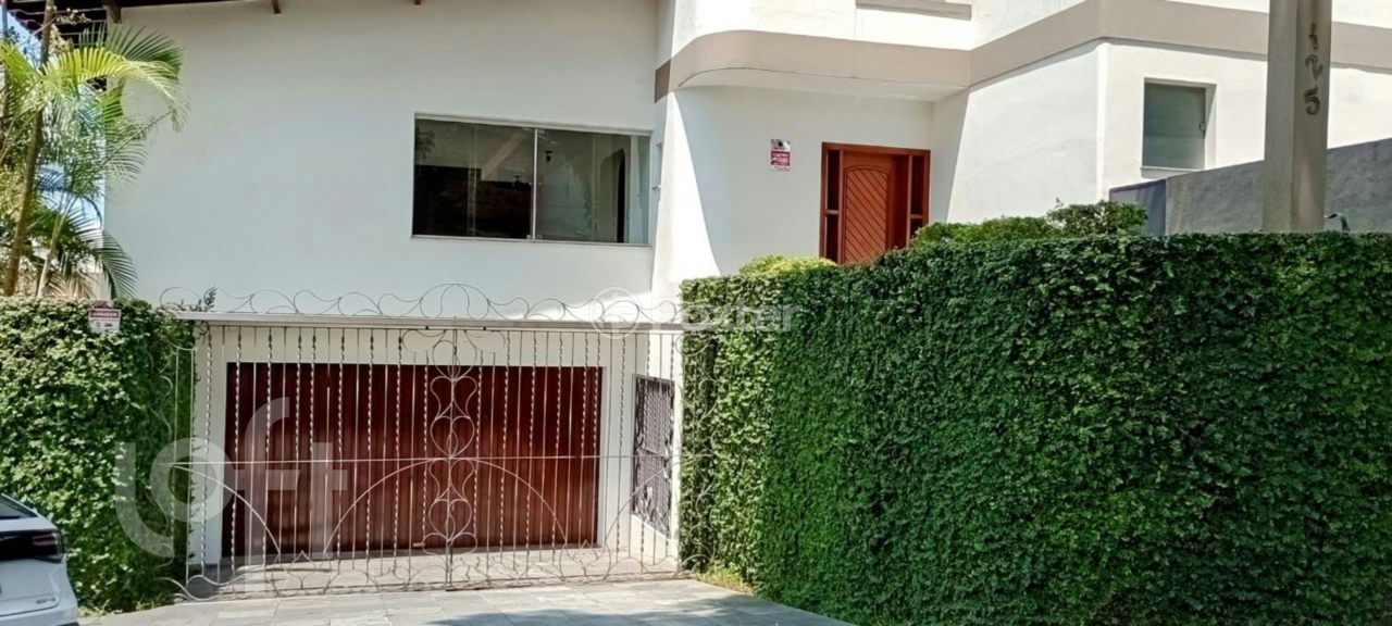 Casa à venda com 3 quartos, 303m² - Foto 6