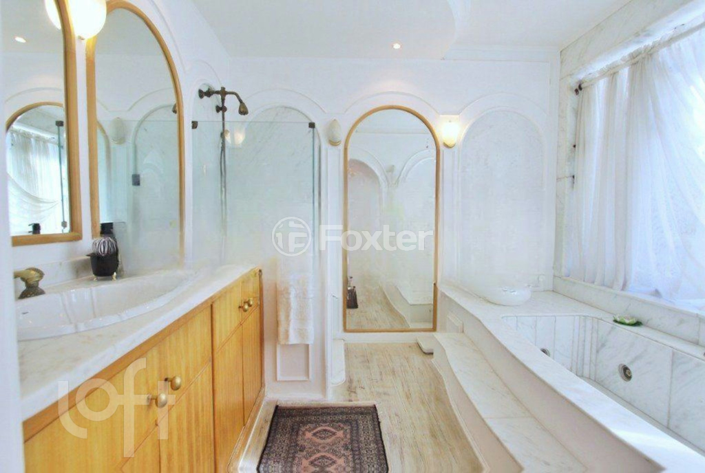Casa à venda com 4 quartos, 680m² - Foto 56
