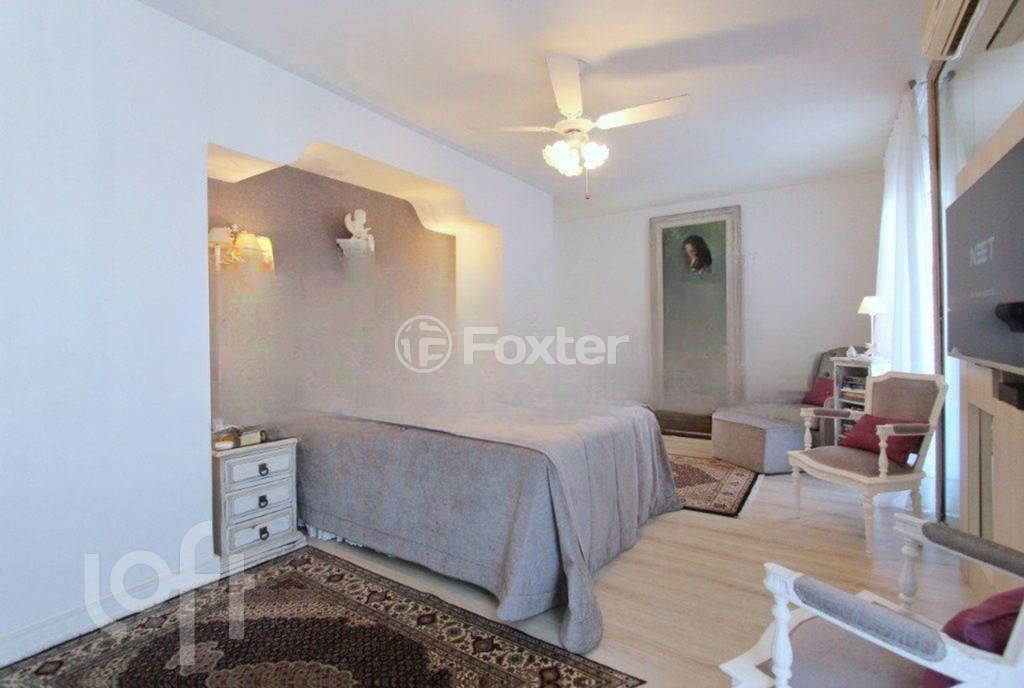 Casa à venda com 4 quartos, 680m² - Foto 52
