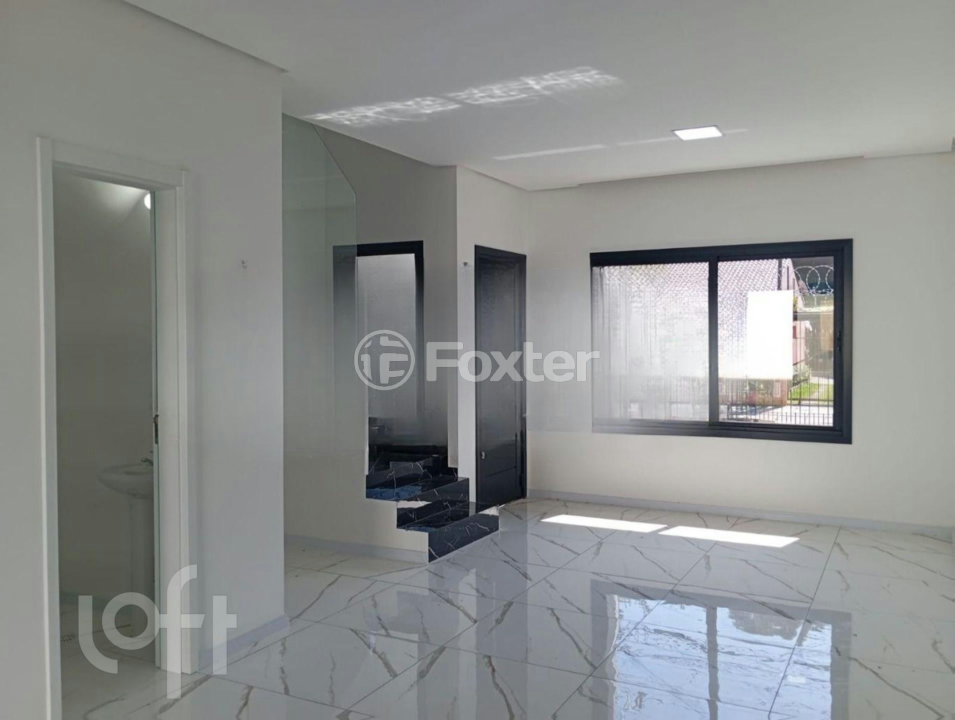Casa à venda com 3 quartos, 93m² - Foto 2