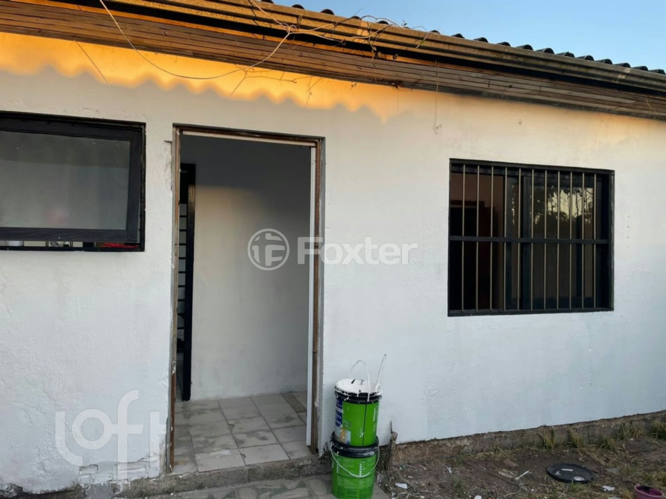 Casa à venda com 2 quartos, 67m² - Foto 2