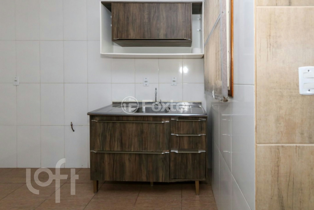 Casa à venda com 2 quartos, 80m² - Foto 7