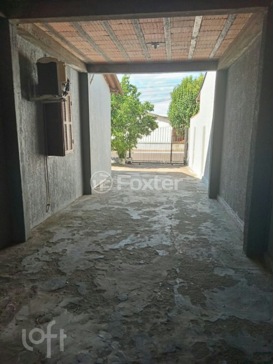 Casa à venda com 4 quartos, 80m² - Foto 25