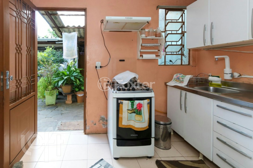Casa à venda com 3 quartos, 80m² - Foto 17